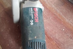 À louer: Location meuleuse d’angle Bosch GWS 22-230
