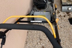 À vendre: Tondeuse thermique auto-tractée – en bon état