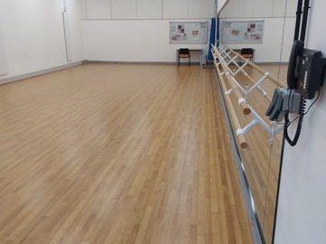 Location à l'heure: Salle Danse ou Yoya 123M2