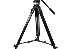 Vermieten: 2x Stativ Sachtler ACE