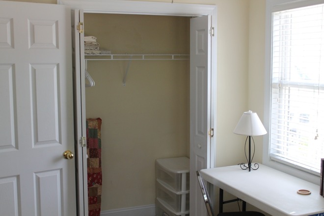 251 Furnished Dorm Room to Rent (Effective 11/01/24)