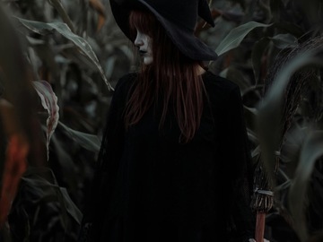 Selling: Hecate Spell Of The Dark Goddess 