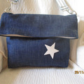 Vente au détail: Sac besace