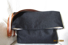 Vente au détail: Sac besace