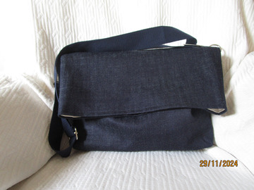 Sale retail: Sac besace