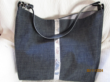 Vente au détail: Sac bourse