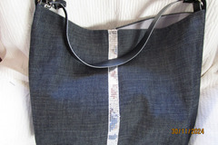 Vente au détail: Sac bourse
