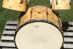 Selling with online payment: 1940s Slingerland Radio King set in Marble Lacquer