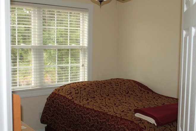 251 Furnished Guest Room to Rent (Effective 11/01/24)
