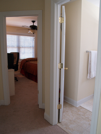 251 Furnished Guest Room to Rent (Effective 11/01/24)