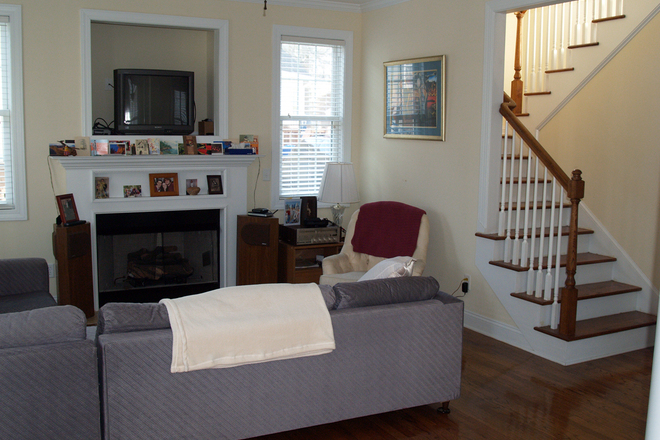 251 Furnished Guest Room to Rent (Effective 11/01/24)