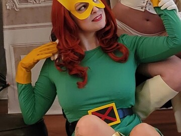 Selling with online payment: Classic Jean Grey (X-men)