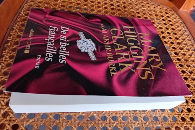 De si belles fiançailles - Mary Higgins Clark et A. Burke