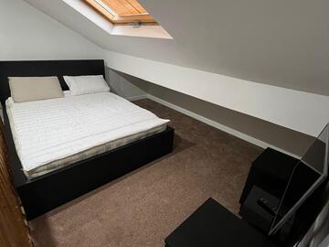 Room Available: Double Room - male - Longsight, Manchester.