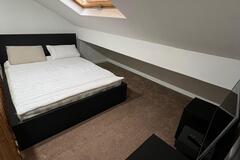 Room Available: Double Room - male - Longsight, Manchester.