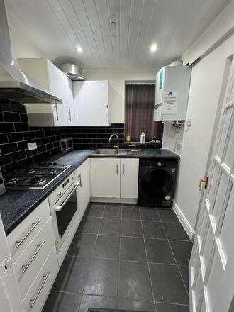 Double Room - male - Longsight, Manchester.