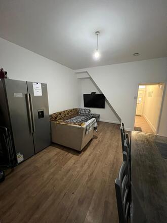 Double Room - male - Longsight, Manchester.