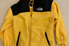 Winter sports: North Face Yellow Fleece - Medium
