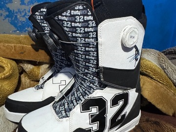 Winter sports: Thirty two lashed zeb UK10