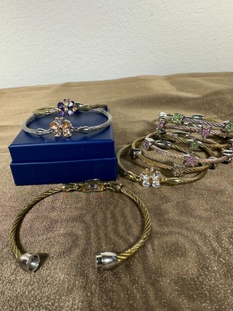 Bundle of Necklace Bracelet Ring Earrings