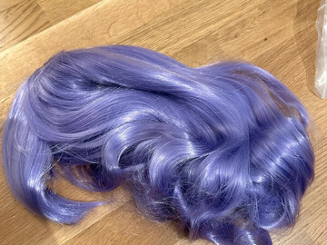 Selling with online payment: Purple wig