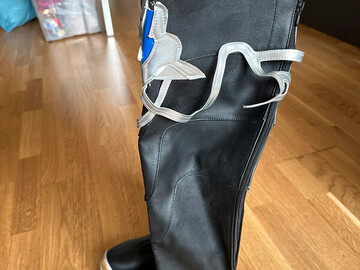 Selling with online payment: Genshin Impact Albedo shoes