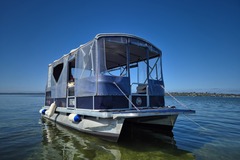 BareBoat Rental: The Midnight Molly
