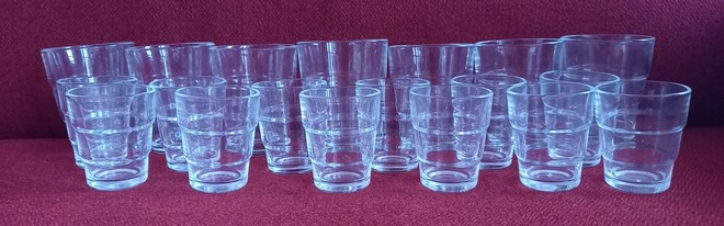LOT DE 19 VERRINES