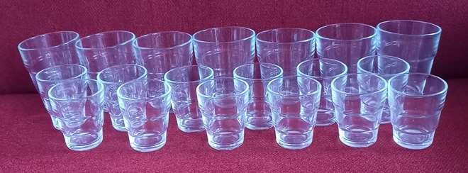 LOT DE 19 VERRINES
