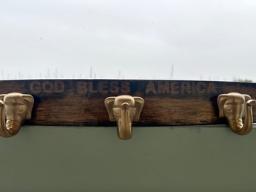 Selling: Coat Hanger