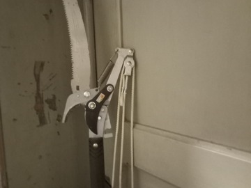 À louer: Coupe branche télescopique 
