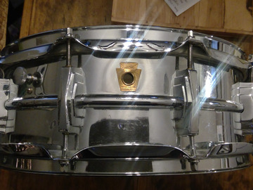 Selling with online payment: 1968 Ludwig LM 400 Supraphonic 14” x 5”