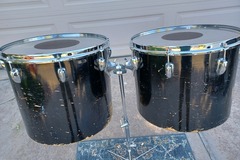 Selling with online payment: 60's Slingerland Concert toms 15 and 16/ set-o-matic stand