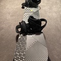 Winter sports: Burton snowboard Flying V 151cm & Burton cartel bindings (M) case