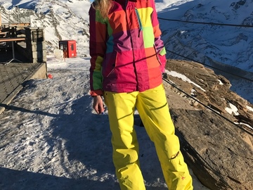 Winter sports: O’Neill ski/snowboard set with jacket, trousers, goggles, helmet 