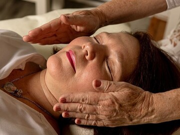 Wellness Session Single: Reiki Remote Session For Stress Relief with Cindy