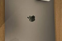 Myydään: Apple MacBook Pro 16″ – Intel i7/16 GB – 2021 Star Grey