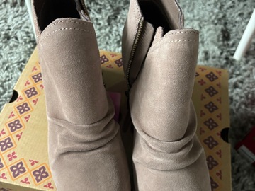 For Sale: Skechers bootie