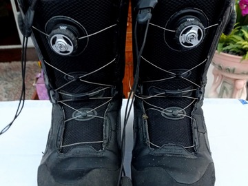 Winter sports: ThirtyTwo Snow Board Boots, Size 12
