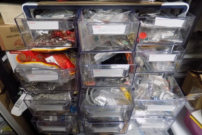 Great deat lot of gemstone rings