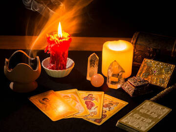 Selling: Tuesday Special - 3 Questions using Tarot & Rune - Detail Answers