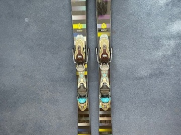 Winter sports: Dynastar Active Women's lx piste skis & poles