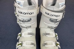 Winter sports: REDUCED Salomon X Pro Energyzer 80w