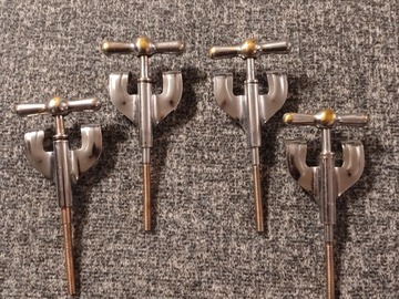 Selling with online payment: Gretsch 1950's tees and claws 4 each bowtie