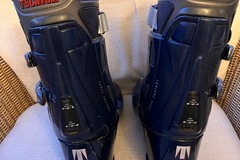 Winter sports: Men’s Tecnica T1-8 Innotec ski boots