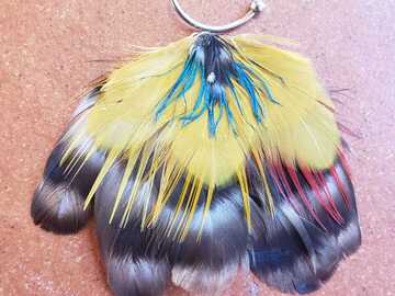 Vente au détail: Boucles d'oreilles jaune et marron