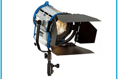 Vermieten: Kunstlicht ARRI Fresnel 1000W