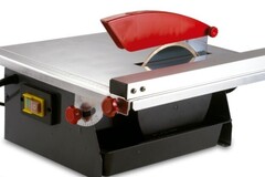 À vendre: scie à carrelage Rubi