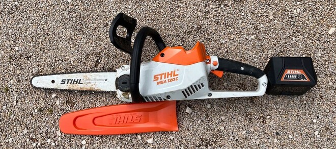 Tronçonneuse électrique Stihl