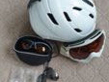 Winter sports: Ladies helmet, goggles & sun glasses